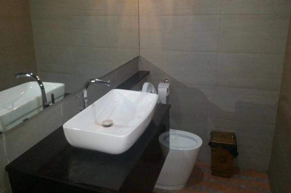 Bakeroom Hostel Chiang Mai Esterno foto