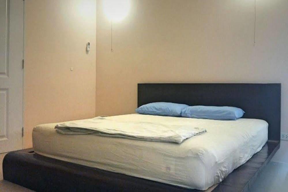 Bakeroom Hostel Chiang Mai Esterno foto